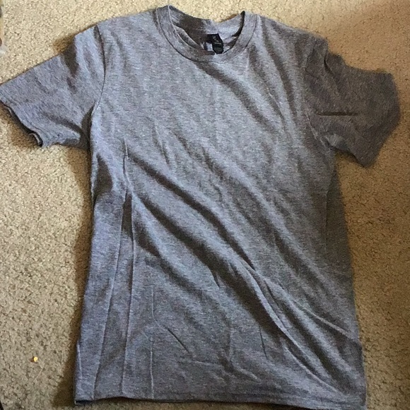 Anvil lightweight gray t-shirt, size small - Picture 2 of 4
